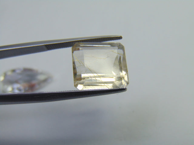 14.35ct Quartz With Inclusion 19x9mm 13x12mm