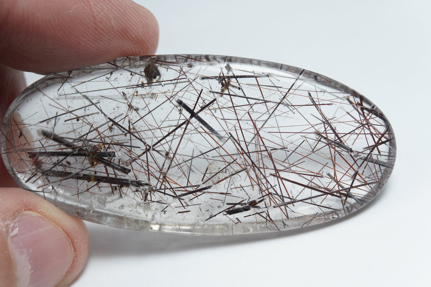 103ct Quartz with inclusion 58x26mm