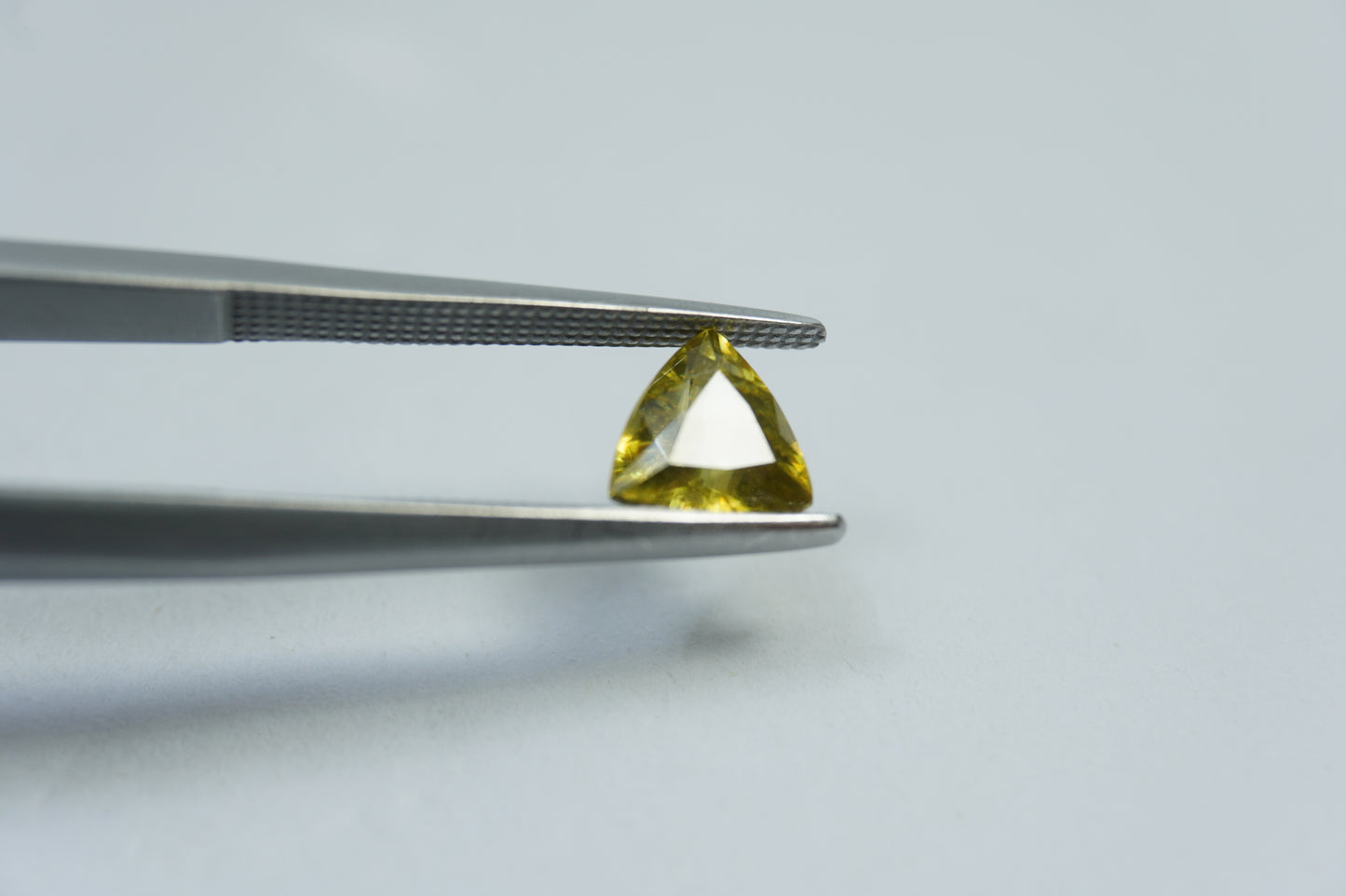 0.93ct Sphene 6mm