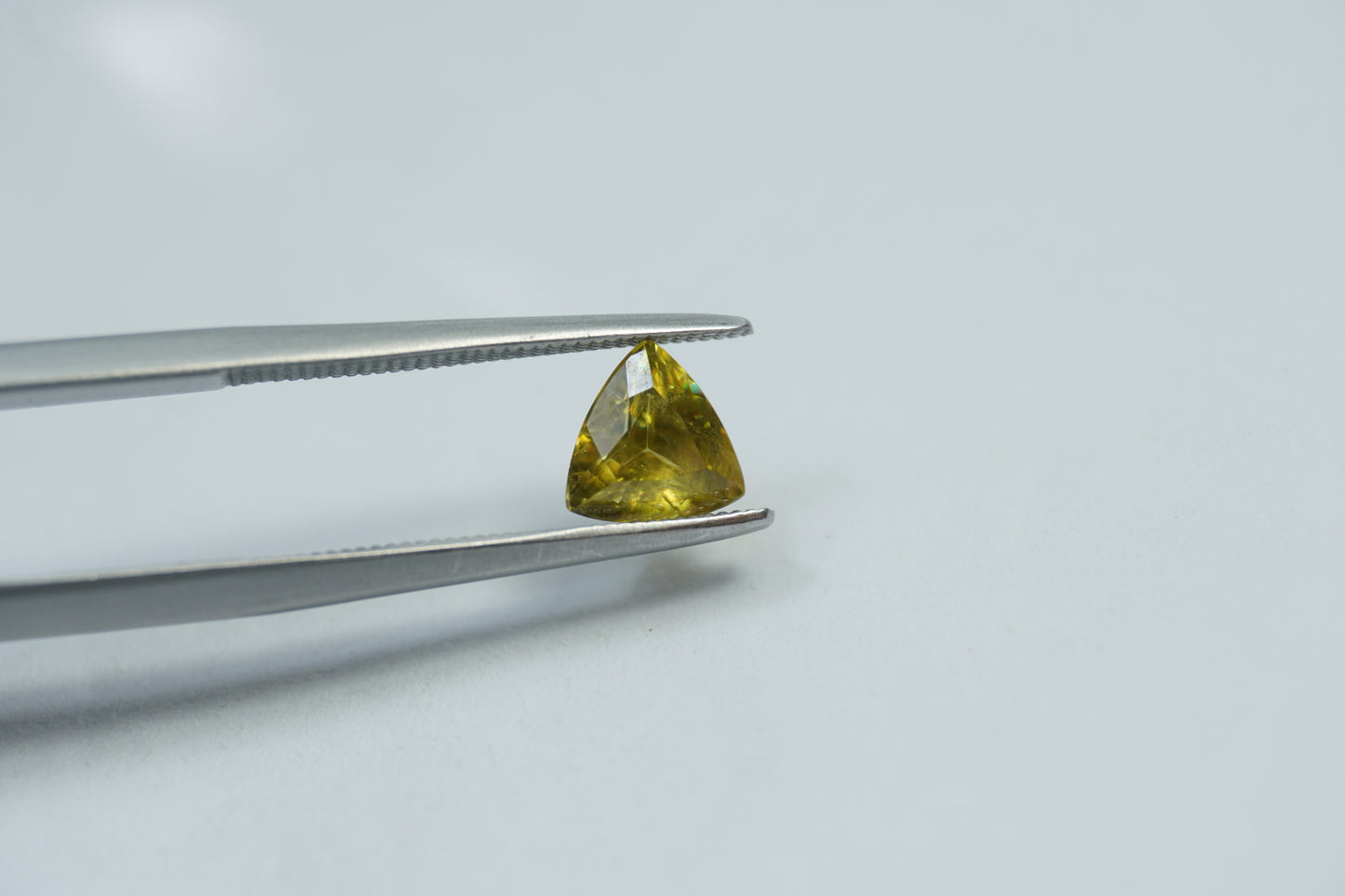 0.93ct Sphene 6mm