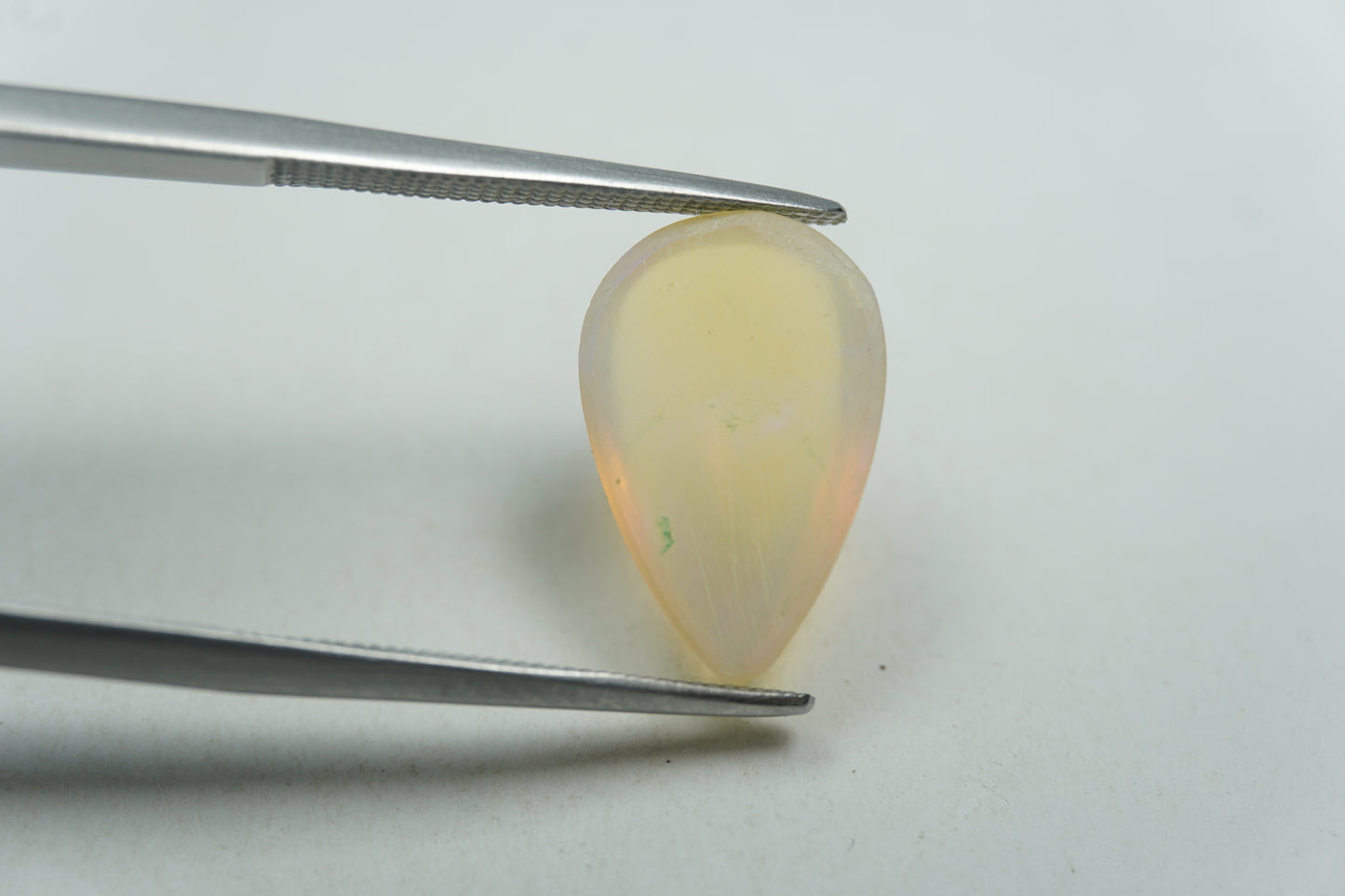 2.93ct Opal cabochon 15x10mm