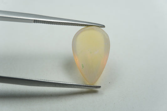 2.93ct Opal cabochon 15x10mm