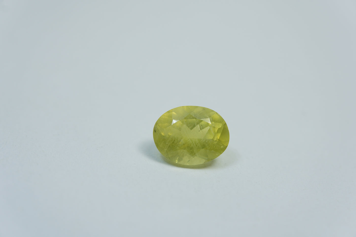 2.05ct Chrysolite 8x5.5mm