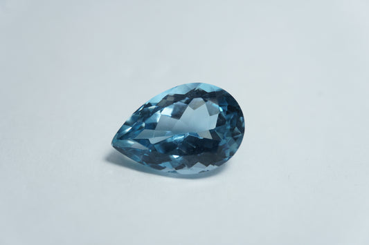 8.45ct Topaz natural color 15x10mm