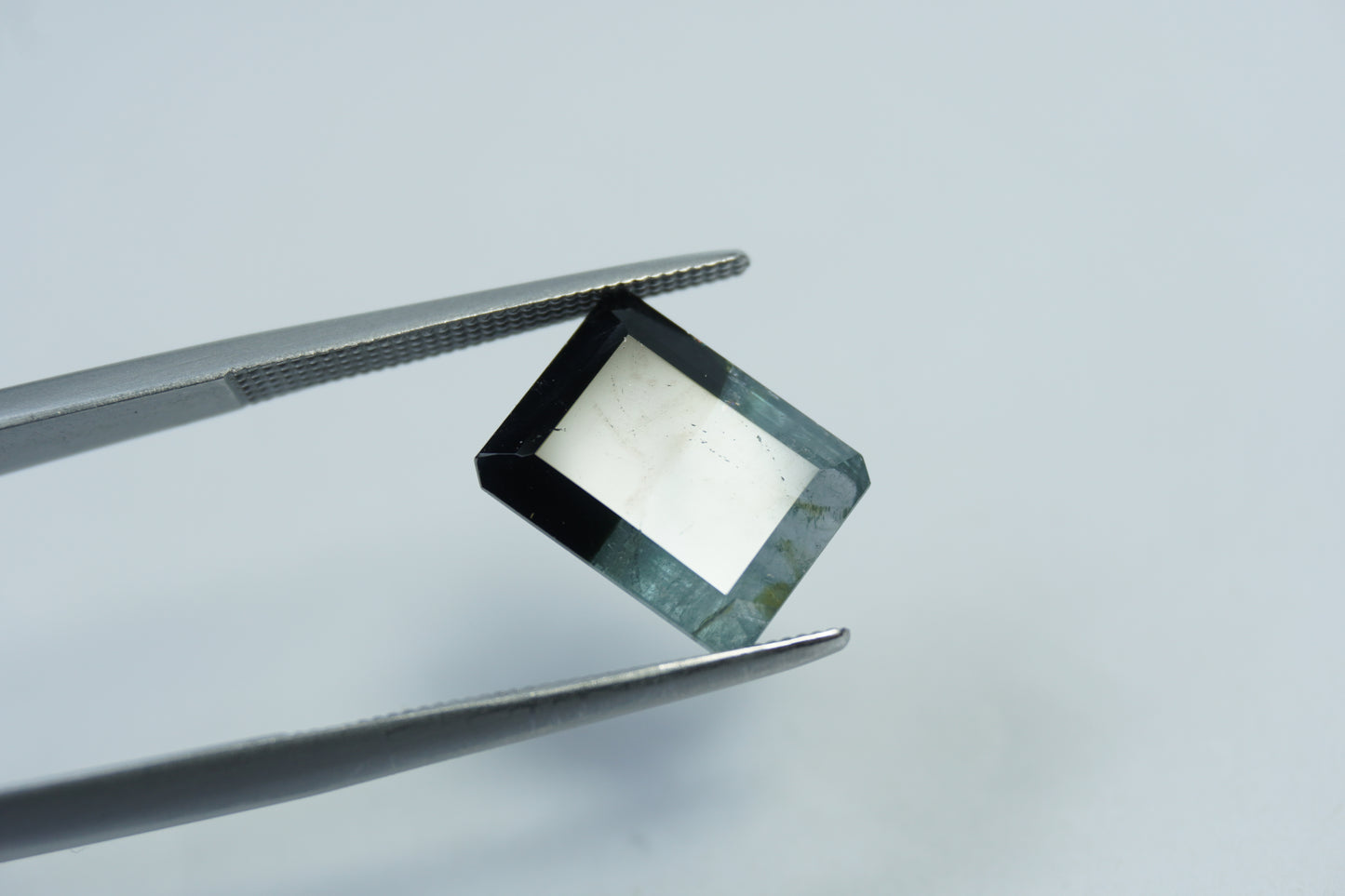 5.20ct Tourmaline bicolor 11x9mm