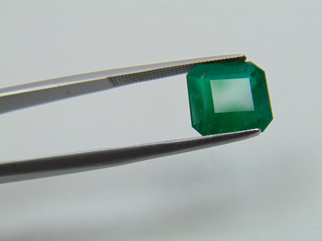 4.45ct Emerald 10.5x9.5mm