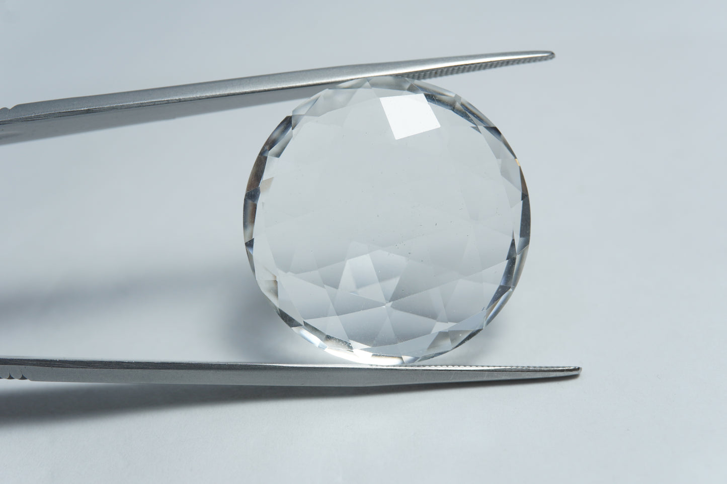 35.60ct Quartz Crystal 25mm