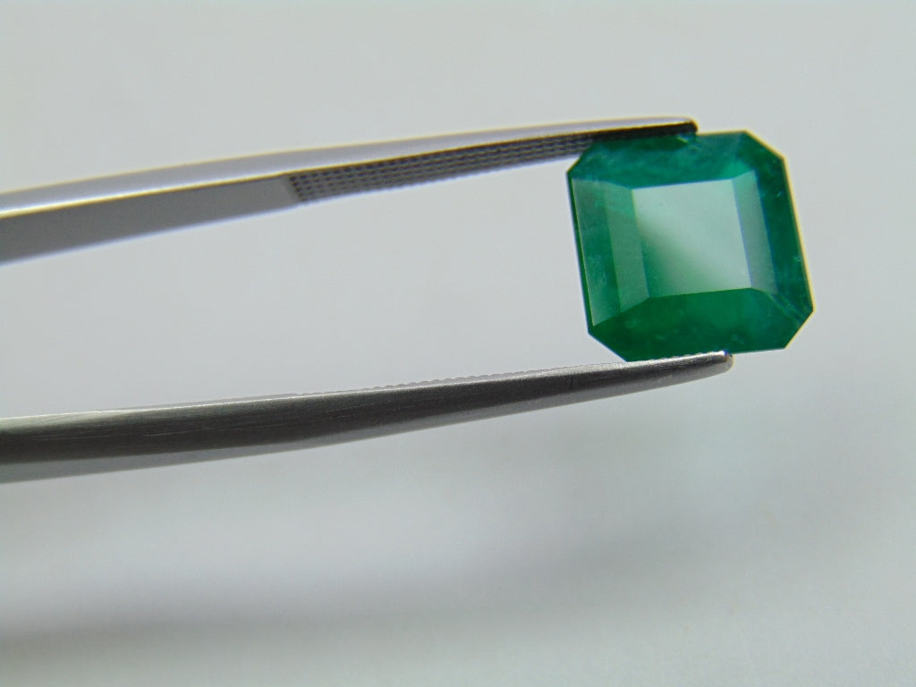 4.45ct Emerald 10.5x9.5mm