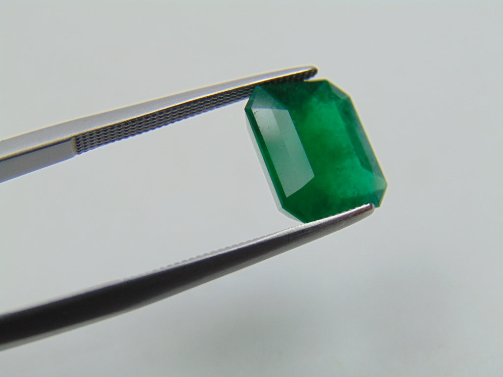 4.45ct Emerald 10.5x9.5mm