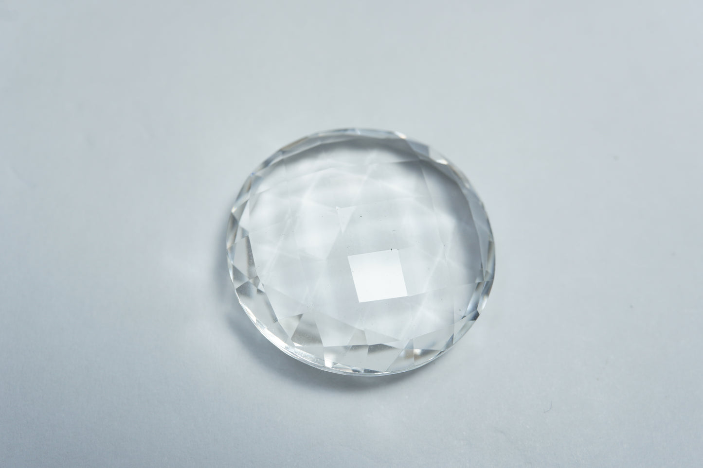 35.60ct Quartz Crystal 25mm