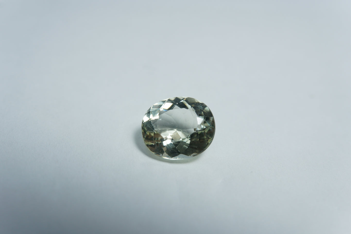 2.20ct Beryl green 9x8mm