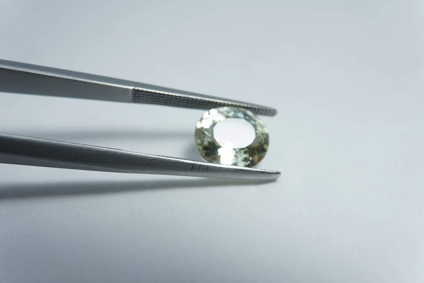 2.20ct Beryl green 9x8mm