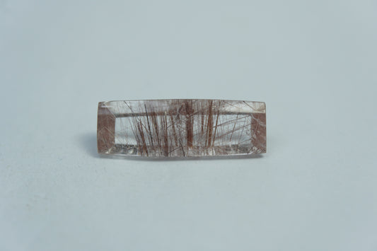 6.60ct Quartz with inclusion 22x7mm