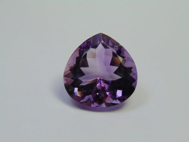 32.70ct Amethyst 23x22mm