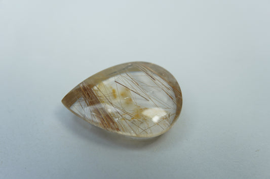 14.25ct Quartz with inclusion 21x15mm