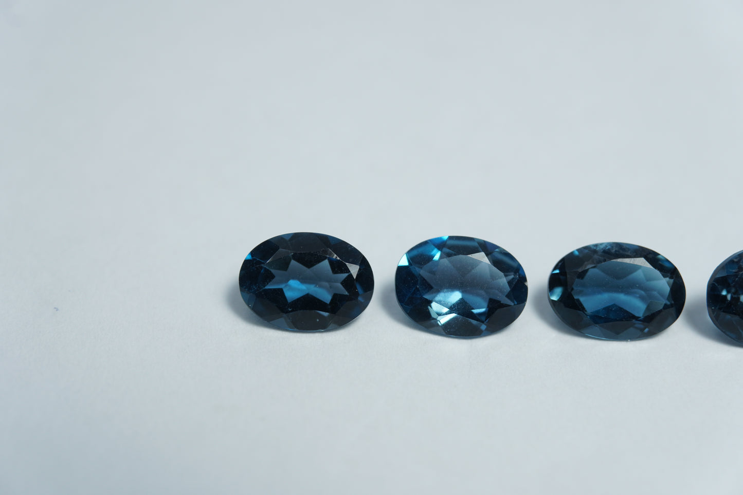 4.90ct Topaz london 8x6mm