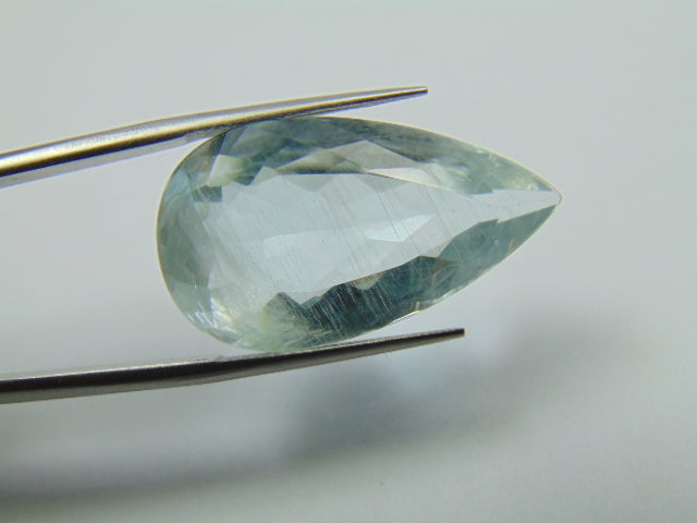 32.60ct Topaz With Needle 39x26mm