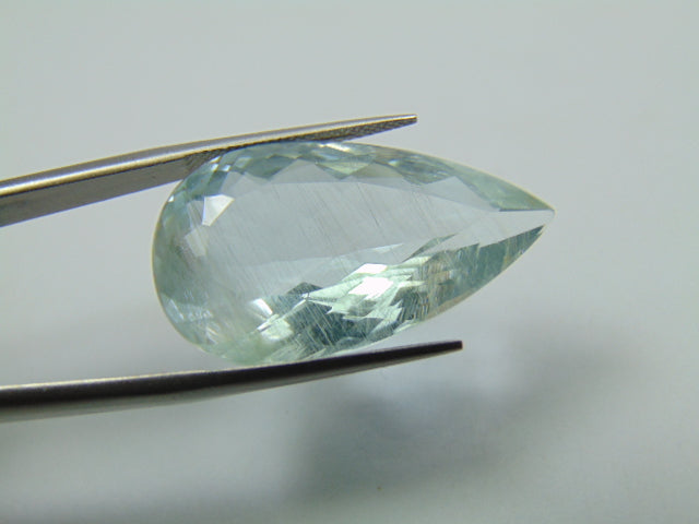 32.60ct Topaz With Needle 39x26mm