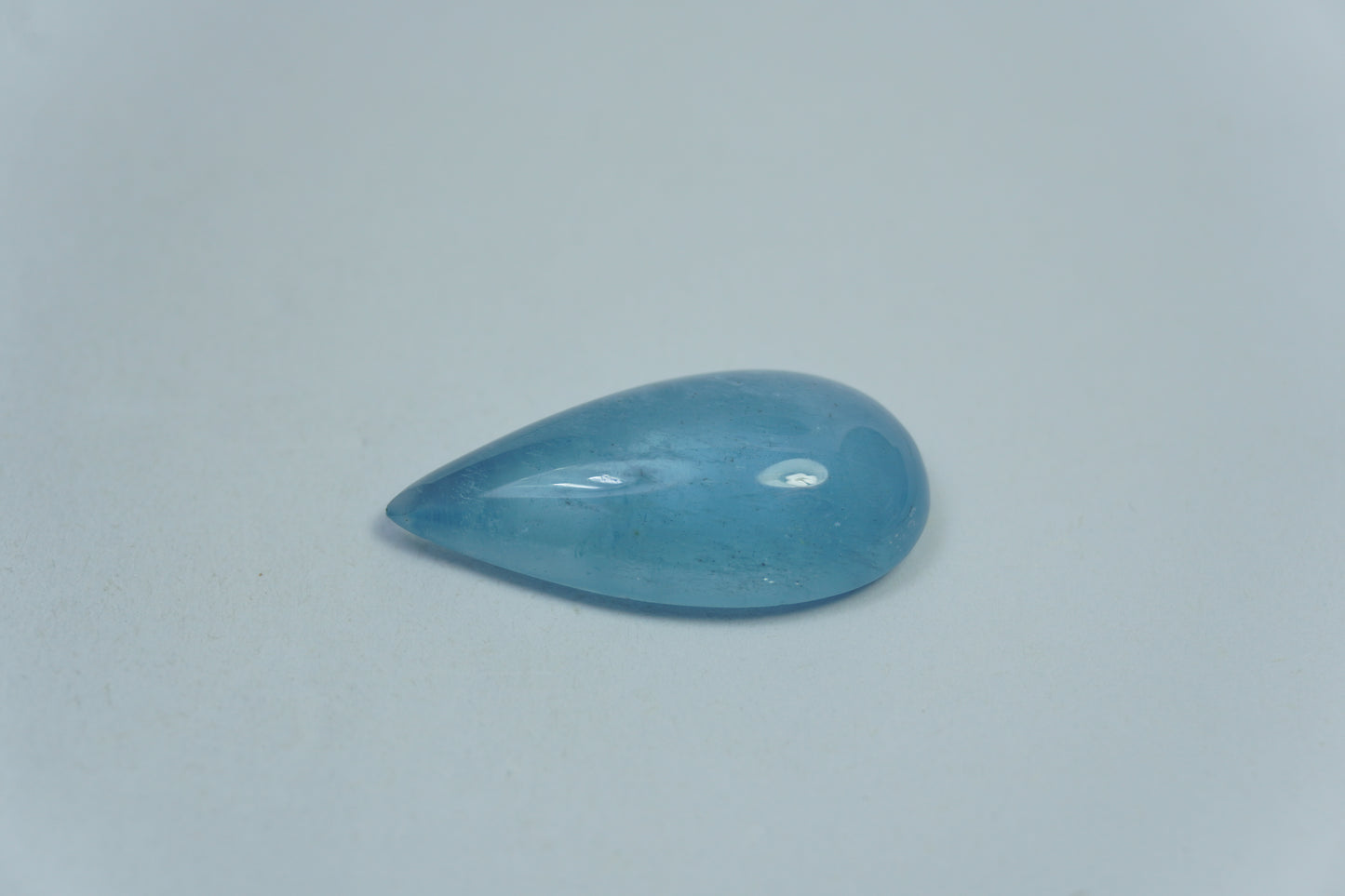 8.90ct Aquamarine cabochon 22x11mm