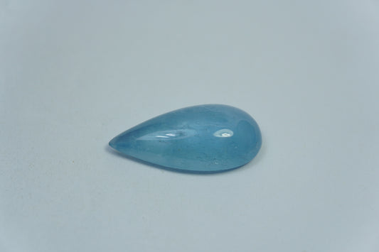 8.90ct Aquamarine cabochon 22x11mm