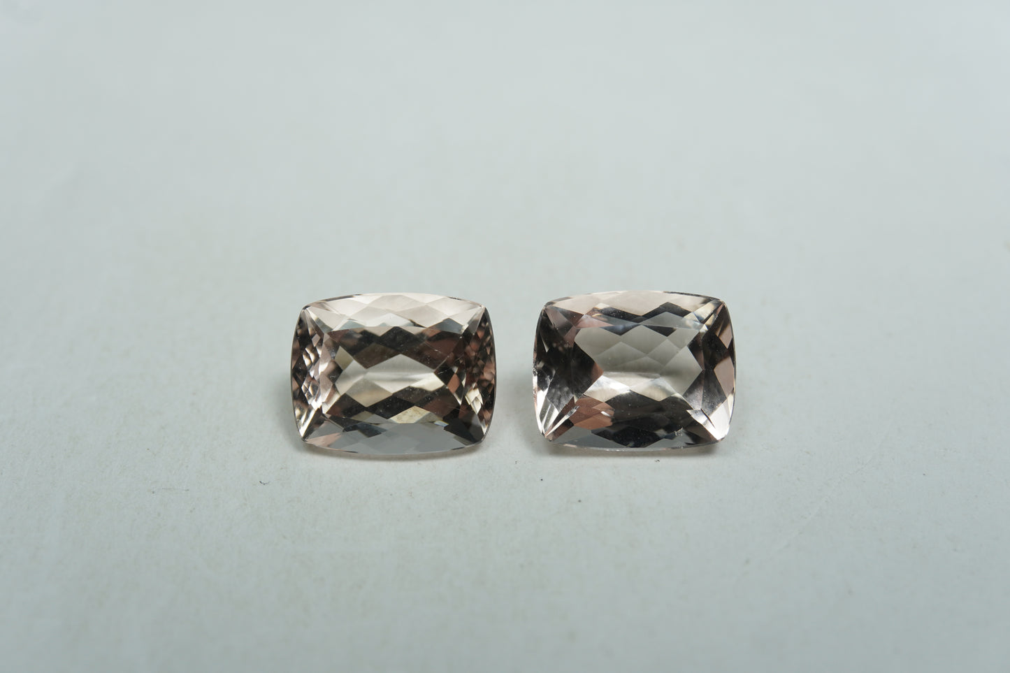 5.76ct Morganites 10x8mm / 10x8mm