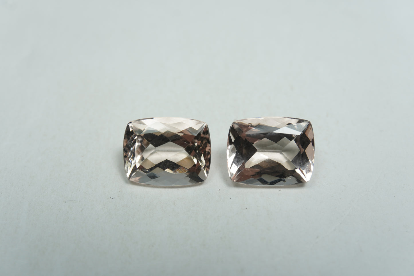 5.76ct Morganites 10x8mm / 10x8mm