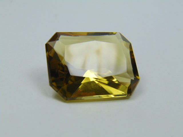 40.30ct Green Gold 26x20mm