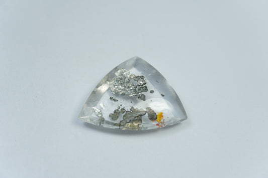 19.20ct Quartz with inclusion 22x21mm