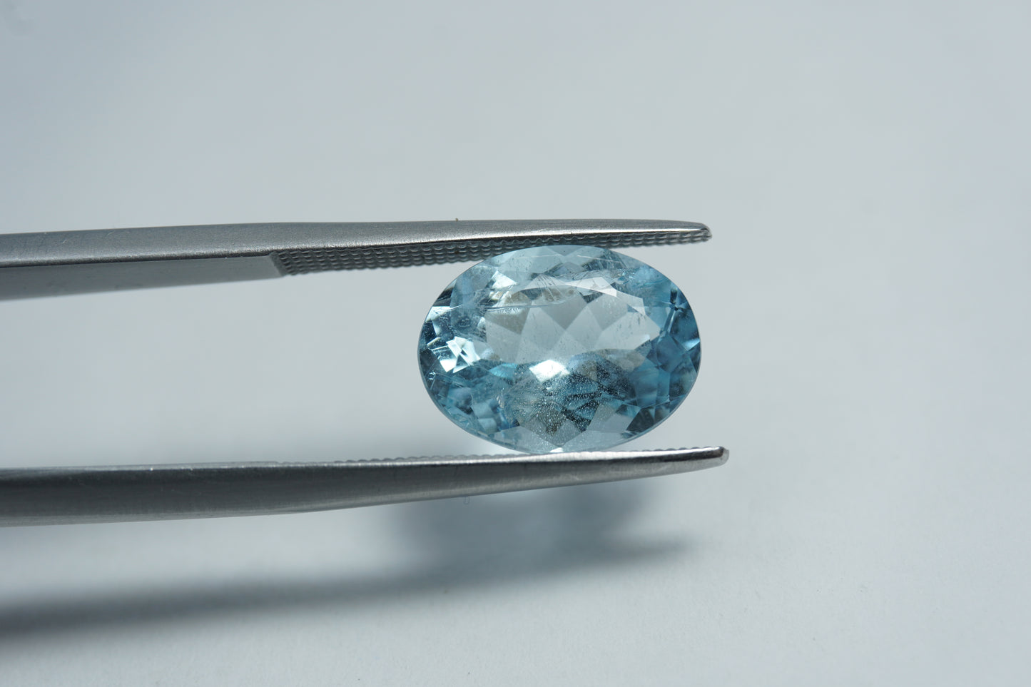 3.70ct Aquamarine 12x9mm