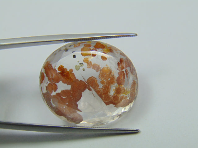 29.70ct Quartz Inclusion 25x21mm