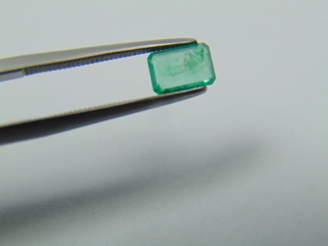 0.70ct Emerald 7x5mm