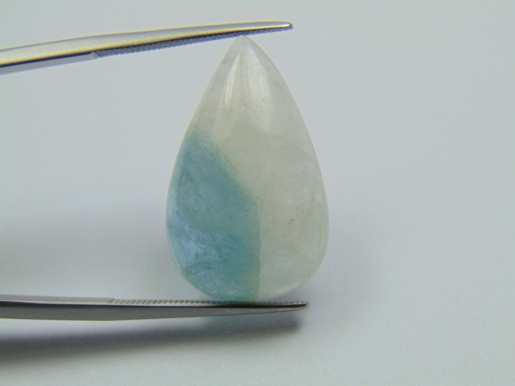16.10ct Aquamarine Cabochon Bicolor 15x5mm