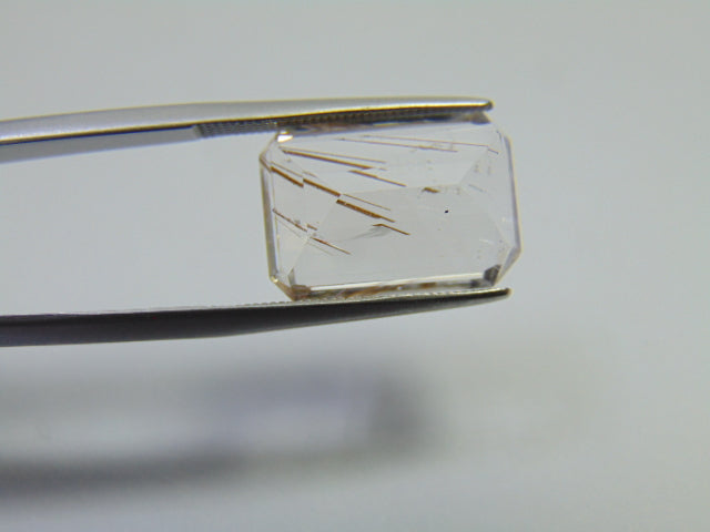 9.05ct Quartz With Inclusion 16x11mm