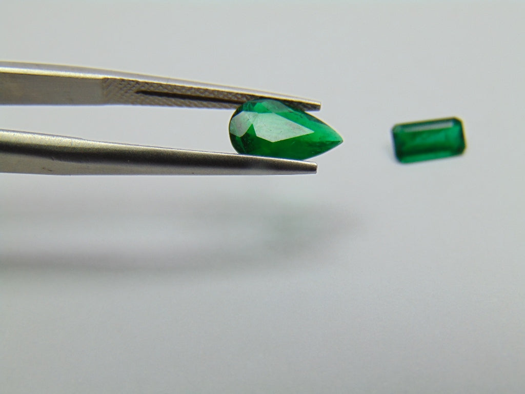 1.24ct Emerald 9x5mm 7x4mm