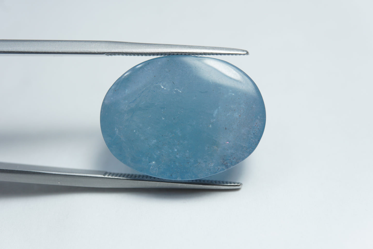 29.57ct Aquamarine cabochon 21x16mm