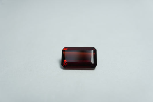 2.69ct Garnet 9x6mm