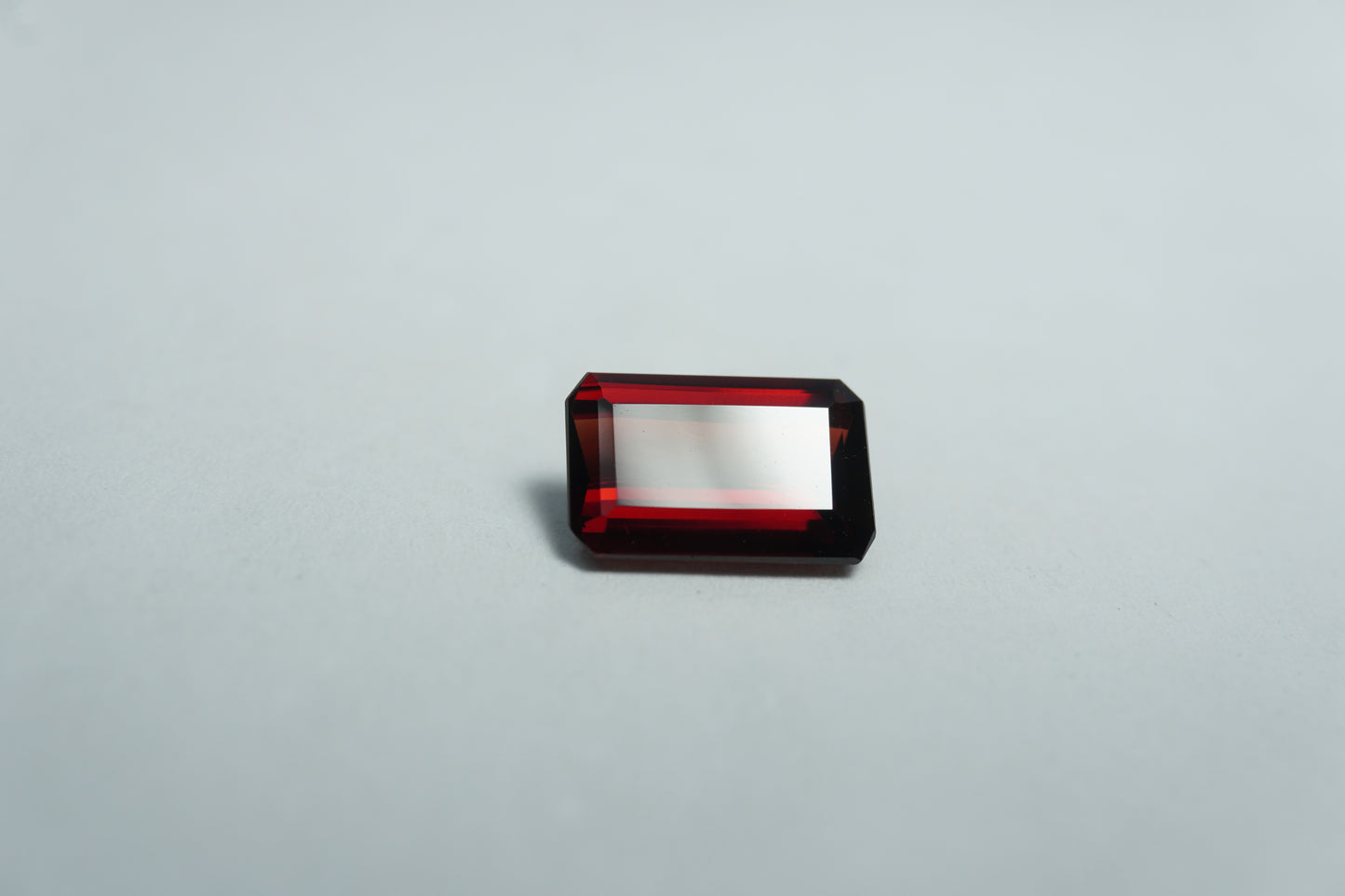 2.69ct Garnet 9x6mm