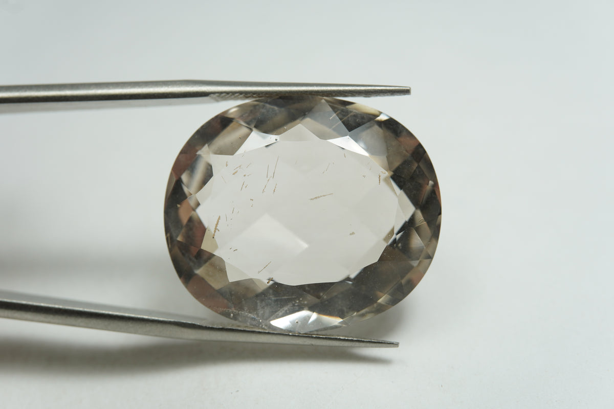 34.80ct Quartz with inclusion 24x20mm