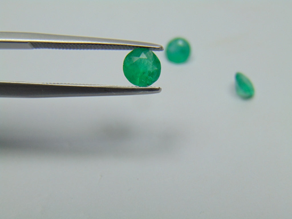 0.97ct Emerald 4mm 5mm