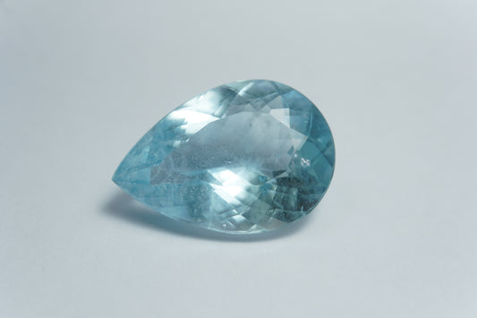 31.40ct Topaz natural color 25x18mm
