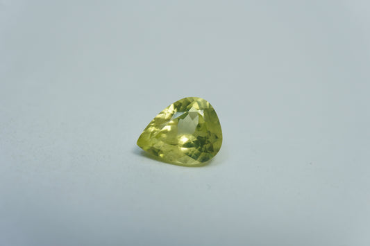 2.60ct Chrysolite 10x8mm