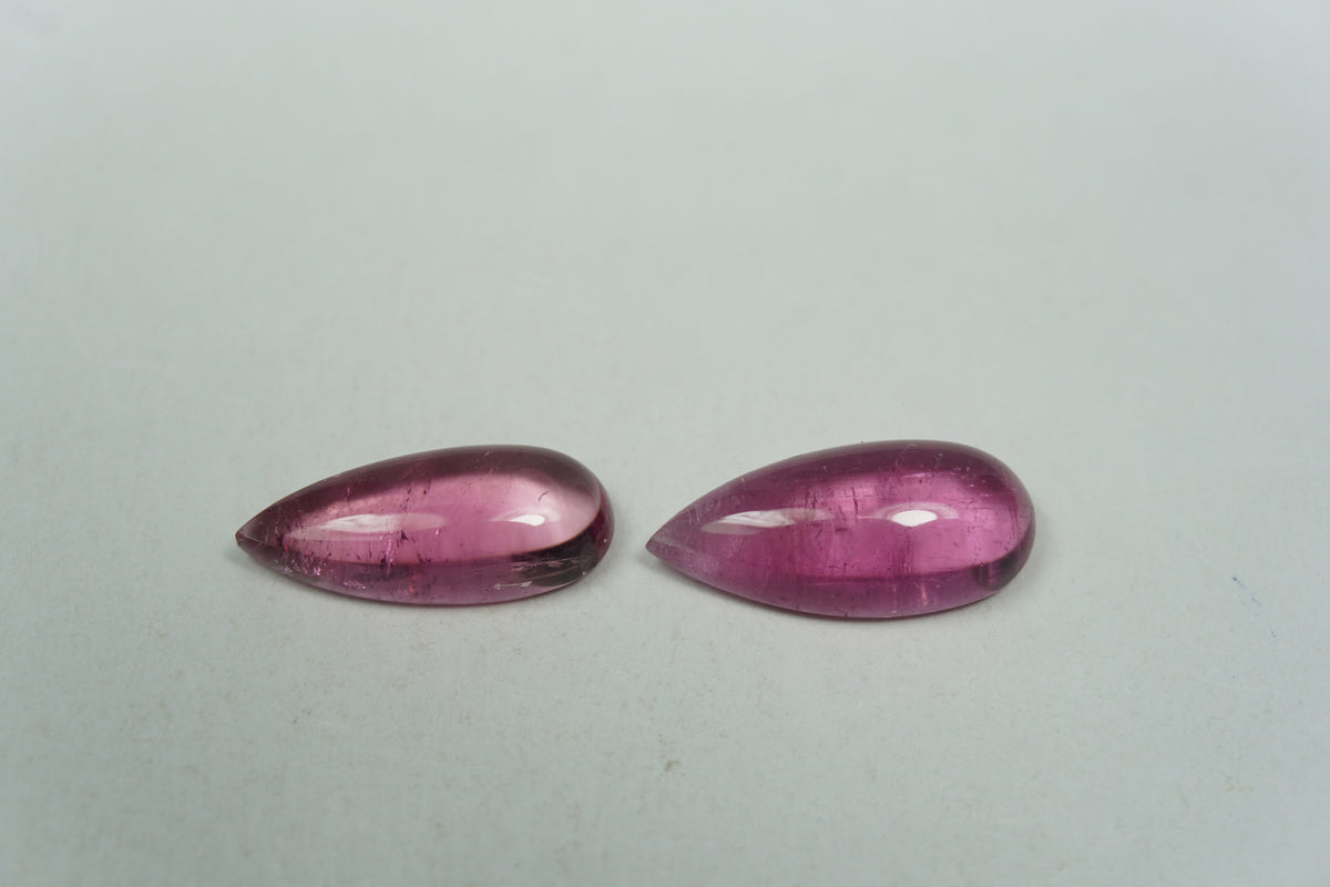 5.05ct Tourmaline cabochon 14x6mm / 13.5x6mm