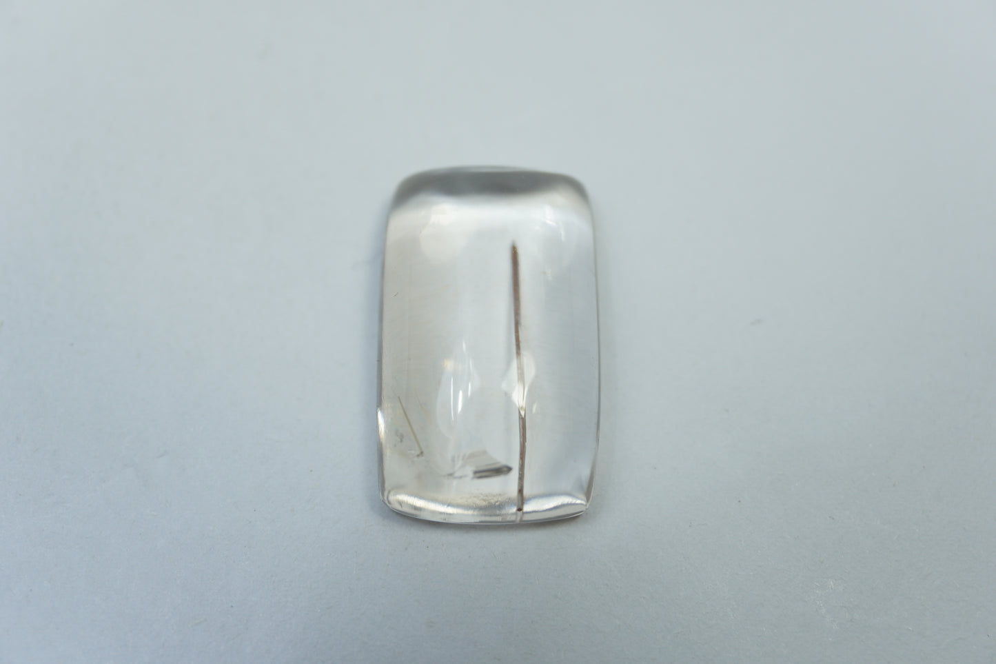16.80ct Quartz with inclusion 21x12mm