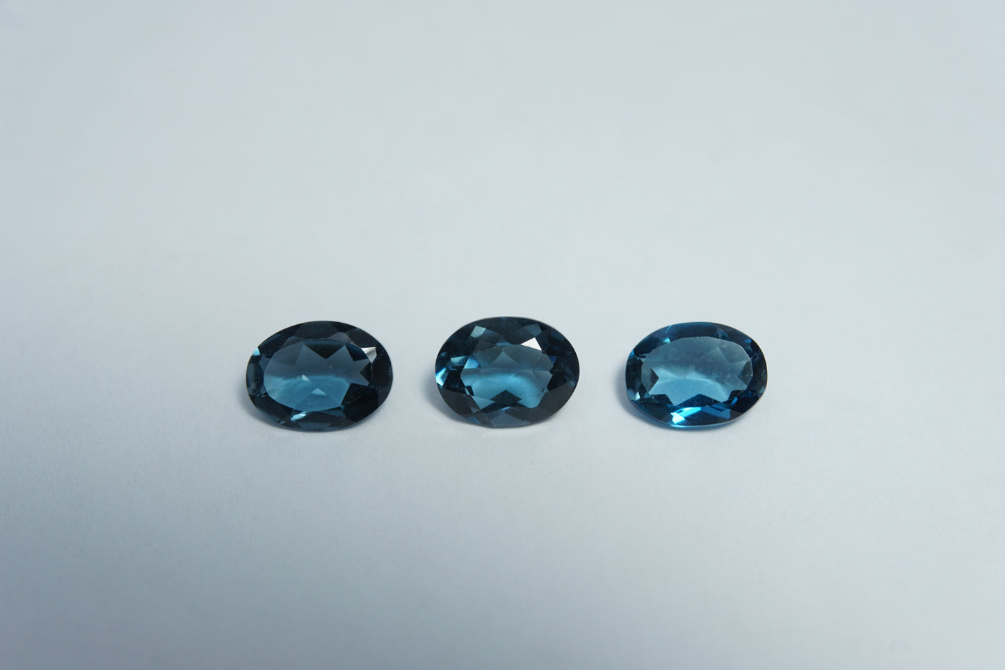 3.49ct Topaz 8x6mm