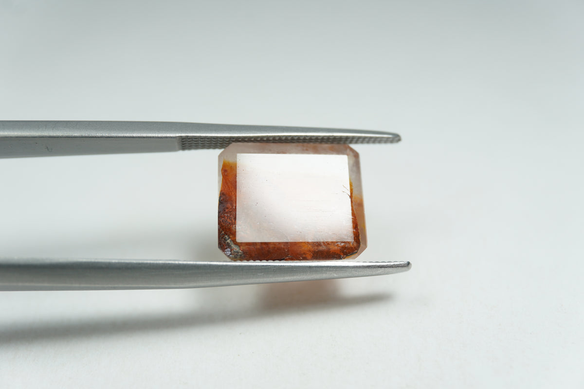 5.40ct Quartz with inclusion 12x10mm