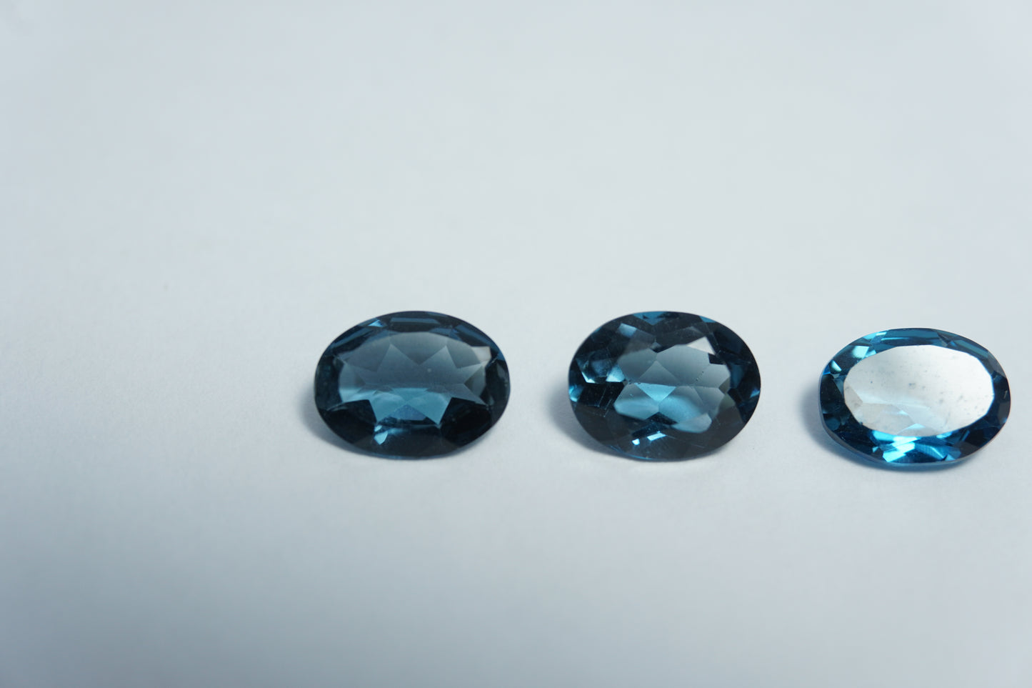 3.49ct Topaz 8x6mm