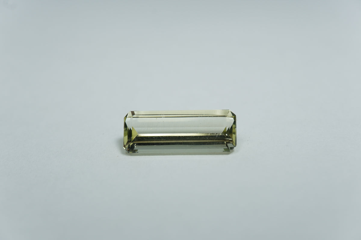 2.04ct Beryl green 13x5mm
