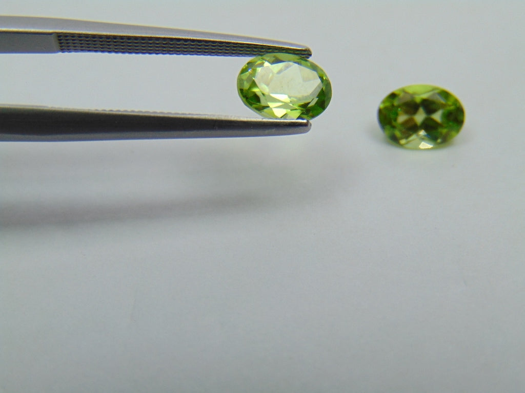 1.90ct Peridot Pair 7x5mm