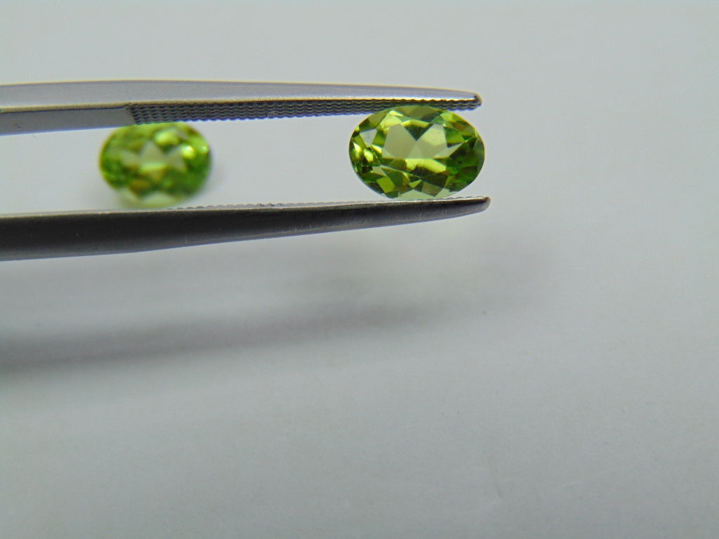 1.90ct Peridot Pair 7x5mm