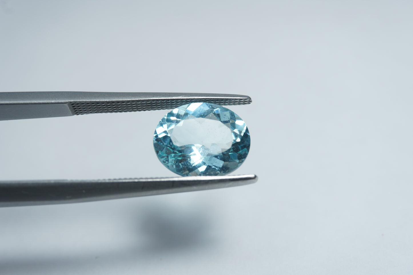 2.50ct Topaz natural color 10x8mm